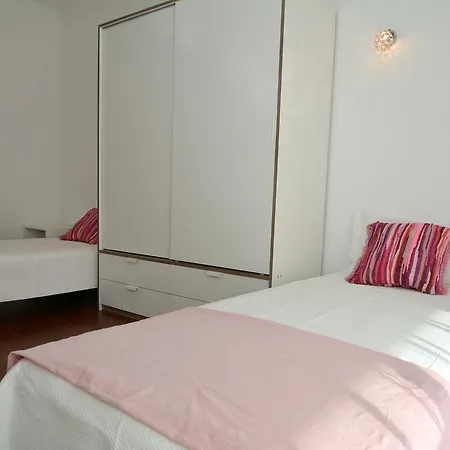 Apartment Quintao Velho *